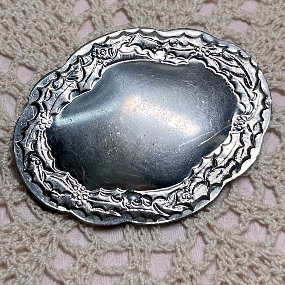 Vintage Kirk Stieff Pewter Holly Floral Brooch